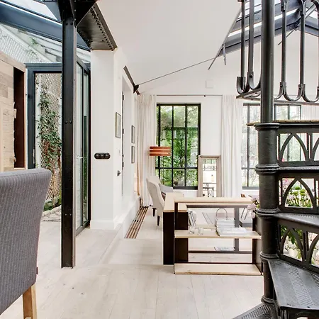 Apartment House *